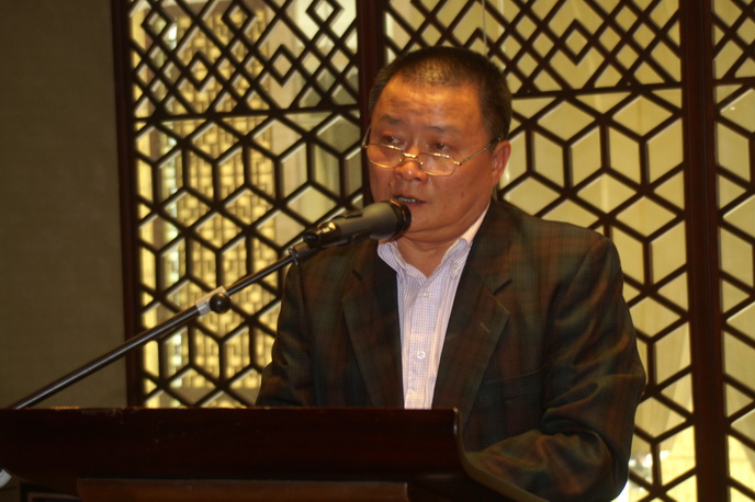 省預(yù)拌混凝土協(xié)會(huì)李藜常務(wù)副會(huì)長(zhǎng)作行業(yè)經(jīng)濟(jì)運(yùn)行分析報(bào)告